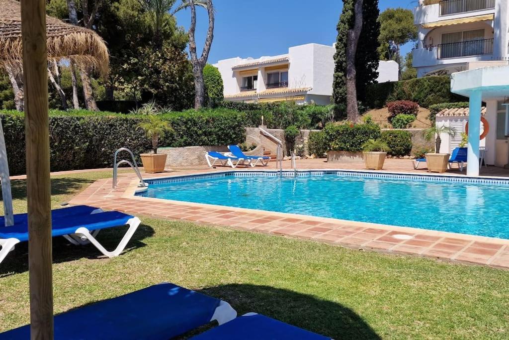 Luxe Studio Met Ruim Terras, Vlak Aan Zee! Sitio de Calahonda Екстериор снимка